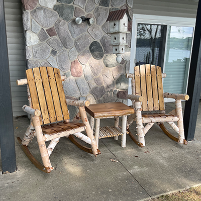 Rustic Rocking Chairs With Side Table